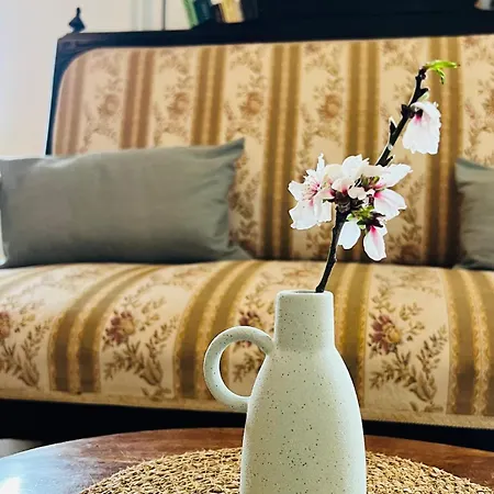 Busquets Hotel 3*